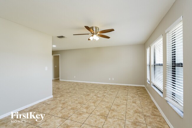 Foto del edificio - 302 SE 15th St