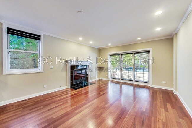 Photo - 4610 North Ashland Avenue Apartment