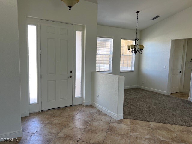 Foto del edificio - 390 Palomar Ave