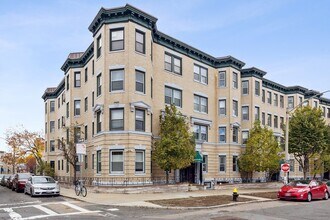 Building Photo - 1427 Commonwealth Ave