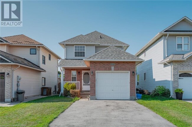 Building Photo - 242 Hilltop Dr