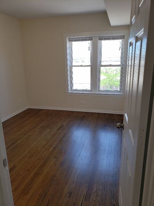 Foto del edificio - 3935 W Fullerton Ave