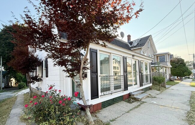Building Photo - 94 Blackhall St