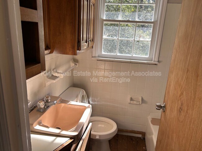 Foto del edificio - 1532 Meriwether St