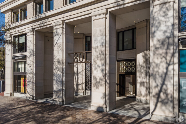 Foto del edificio - Residences at Market Square - West Tower