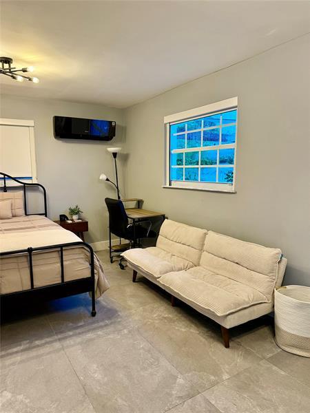 Foto del edificio - 2420 SW 11th St