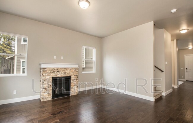 Building Photo - 3235 S Hannah Ln