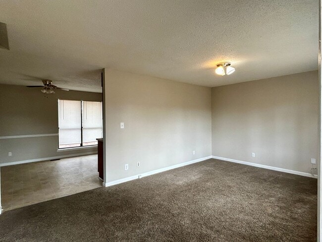 Foto del edificio - 1 Robin Ct