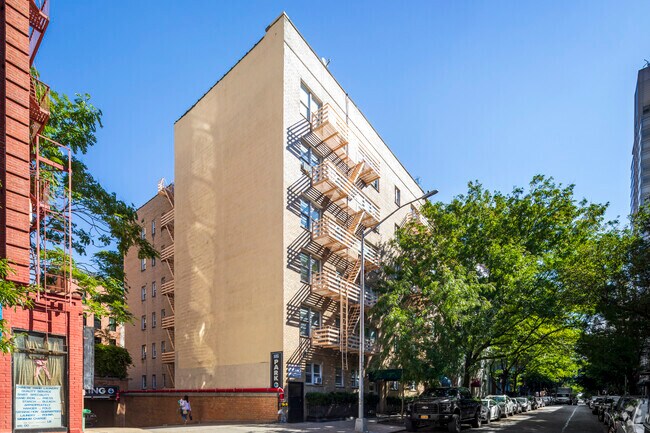 Building Photo - 417 E 83rd St