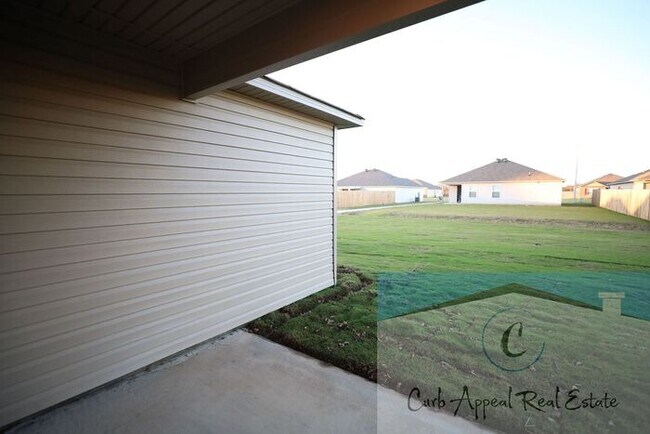 Foto del edificio - New construction in Jonesboro - beautiful 3 bed / 2 bath home - Brookland Schools!!