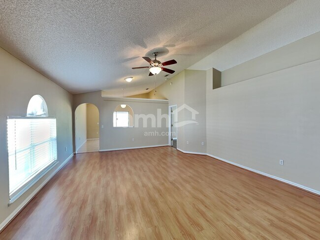 Foto del edificio - 116 Placid Woods Ct