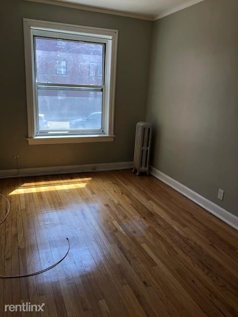 Building Photo - 2 br, 1 bath Apartment - 2052 W Estes Ave