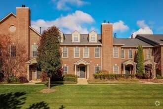Building Photo - 3370 Endsleigh Ln