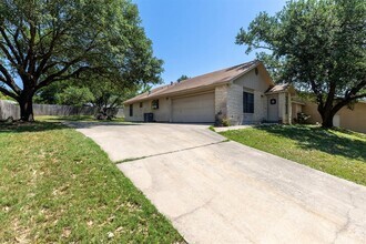 Building Photo - 8302 Spring Valley Dr