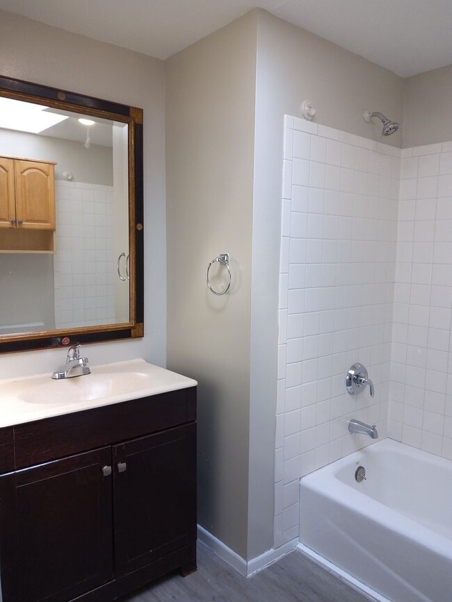 Building Photo - Coming Soon!  Renovated Three Bedroom EOG
