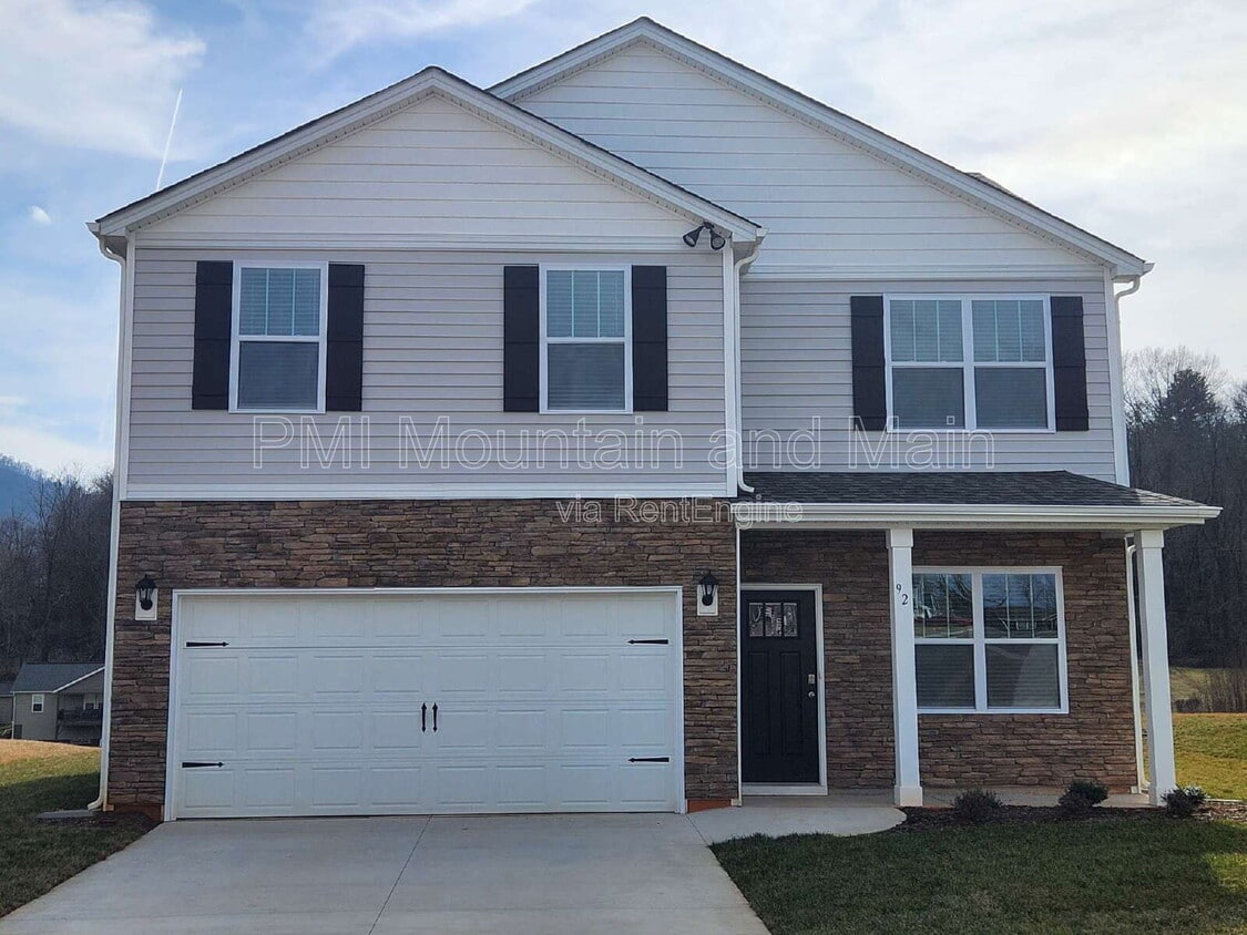 Photo - 92 Queen Valley Way