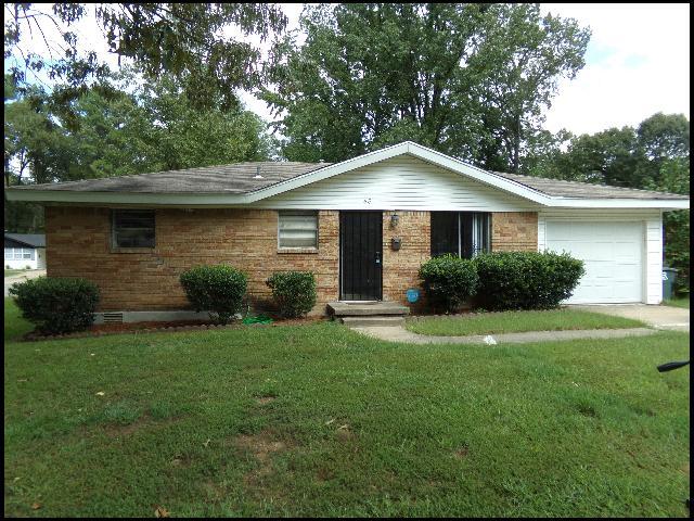 Primary Photo - 48 S Wakefield Dr