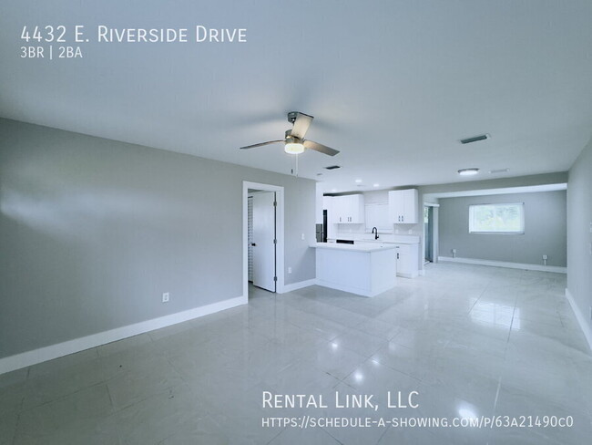 Foto del edificio - 4432 E Riverside Dr