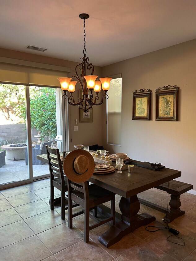 Building Photo - 60695 Living Stone Dr