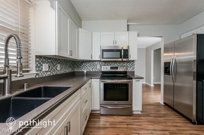 Foto del edificio - 3 br, 2 bath House - 3906 Baymeadow Drive ...