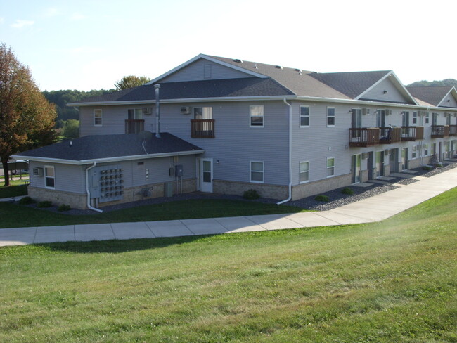 Building Photo - River Run Apartments