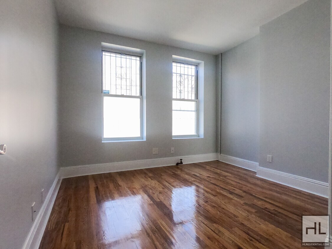 Primary Photo - 2 BEDROOM ON CHAUNCEY STREET