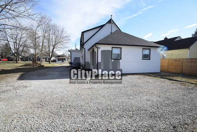 Building Photo - 778 Walnut St