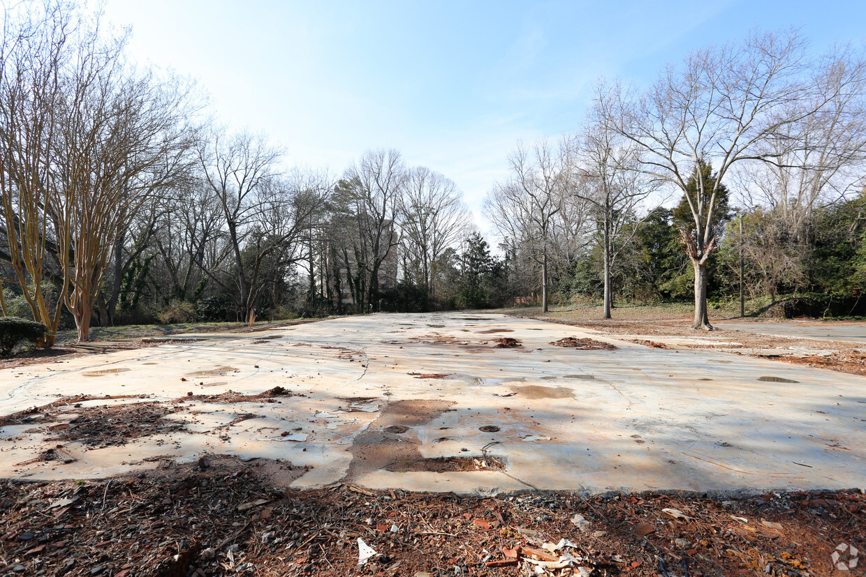 Foto principal - Park South Apartments - Demolished