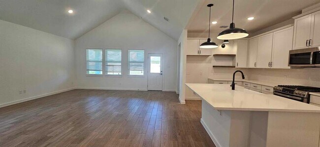 Foto del edificio - 8426 Tranquil Bay Ct