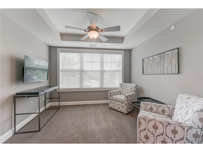 Foto del edificio - 15420 Oakcroft Pl