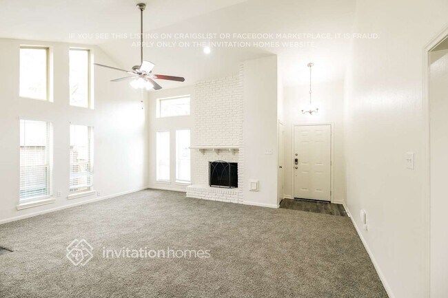 Building Photo - 12041 Champion Forest Dr