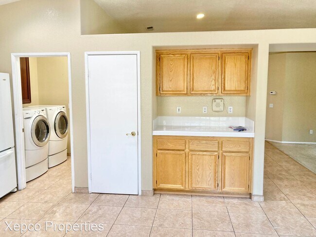 Building Photo - 4 br, 3 bath House - 83291 Mango Walk