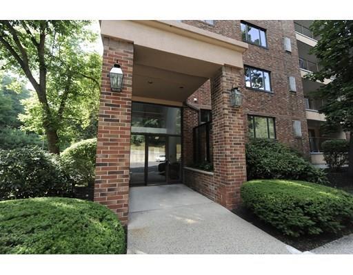 Foto del edificio - 10 Ledgewood Way