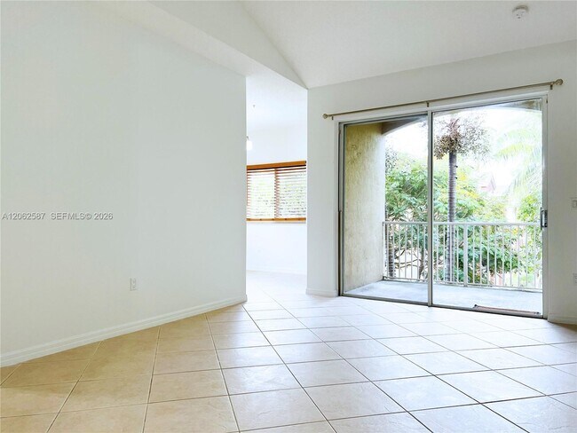 Foto del edificio - 7085 Nova Dr