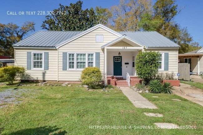 Photo - 187 Bilmarsan Dr House