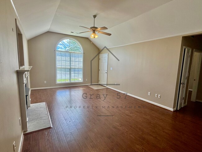 Foto del edificio - 3 bed, 2 bath home in Calera