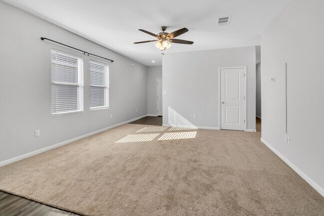 Foto del edificio - 105 Bell Rings Dr