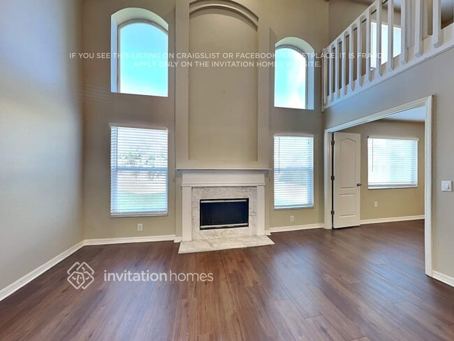 Building Photo - 30603 Wrencrest Dr