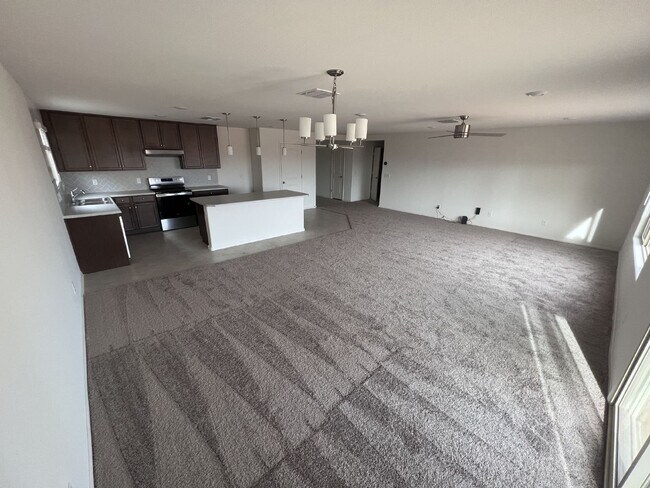 Building Photo - New Build Casa Grande home available for i...