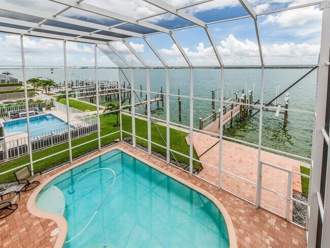 Foto del edificio - 218 Sand Key Estates Dr