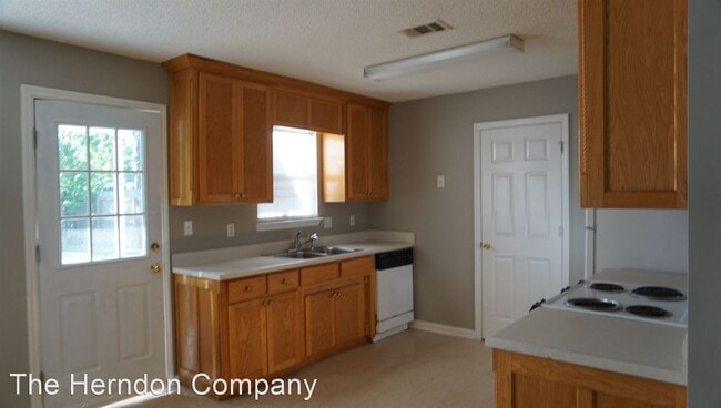 Building Photo - 3 br, 2 bath House - 3009 Ginny Drive