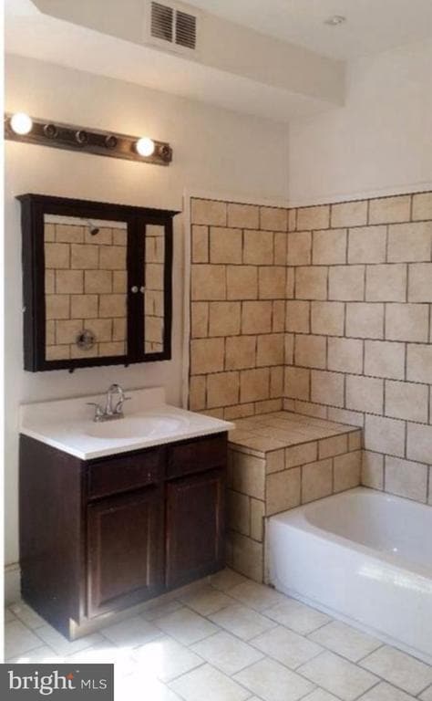 Building Photo - 5106 Parkside Ave
