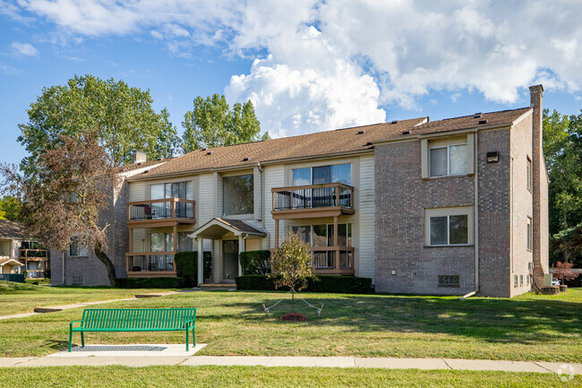 Building Photo - Brownstown Square Apartments