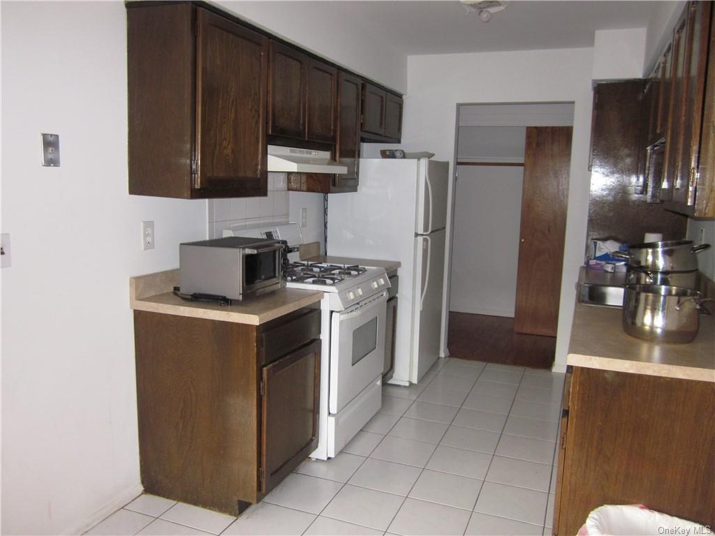 7 E Lawrence Park Dr Unit 4, Piermont, NY 10968 Condo for Rent in