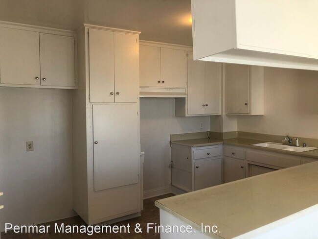 Foto del edificio - 436 E Tamarack Ave