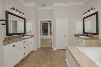 Building Photo - 50 Marquise Oaks Pl