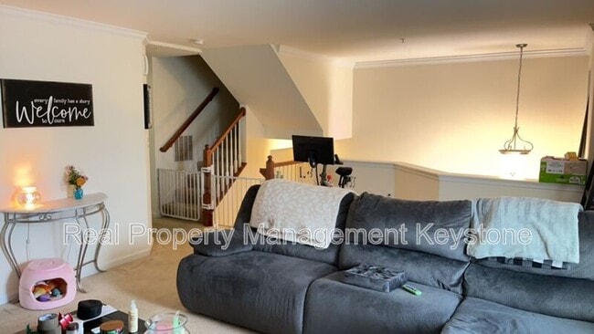 Building Photo - 261 Corey Dr