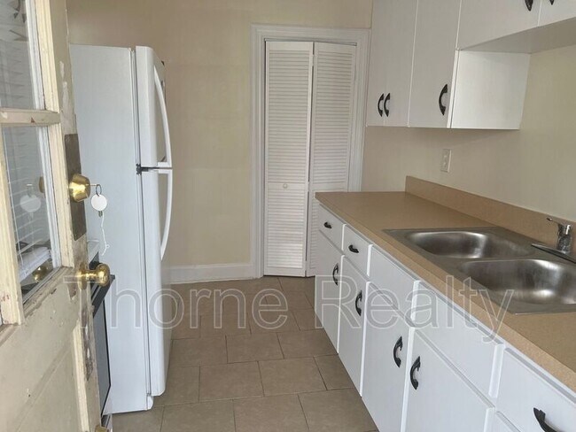 Foto del edificio - 500 Hammond St