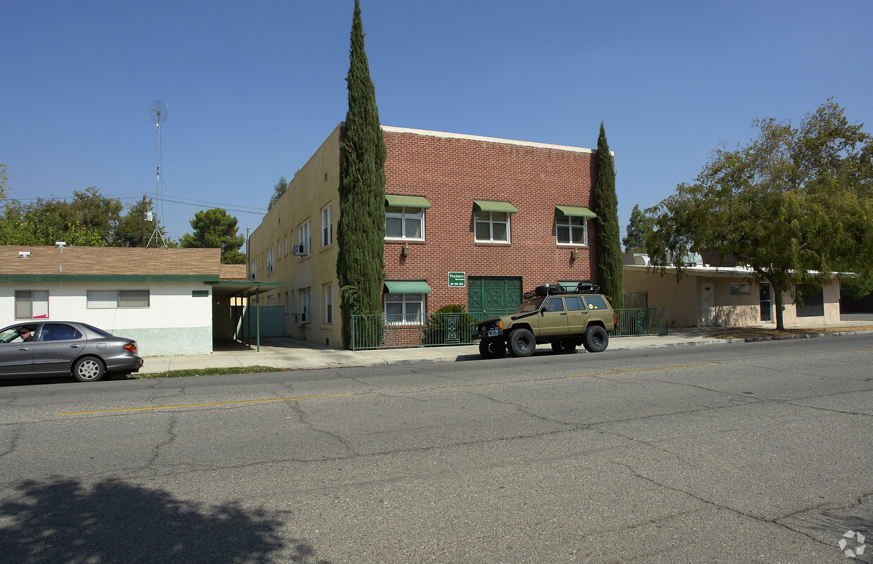 Building Photo - Winchester Apts