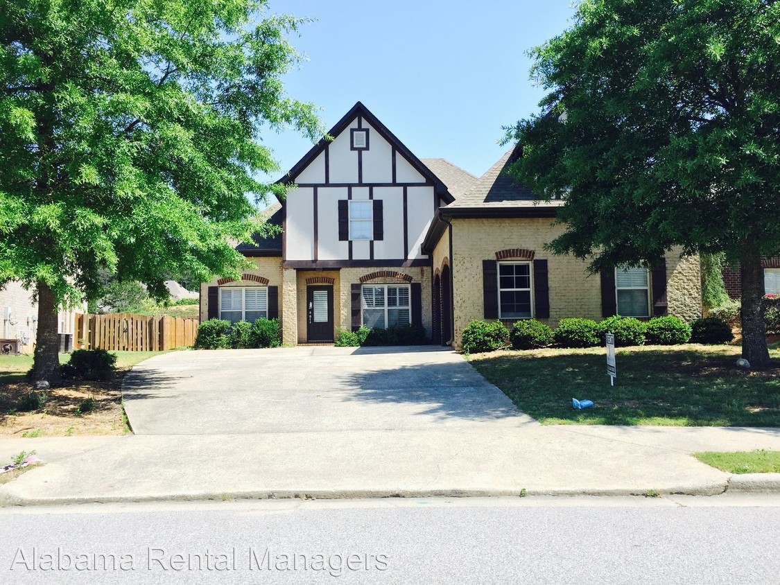 Primary Photo - 5 br, 3 bath House - 1053 Belvedere Cove